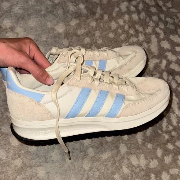 Adias Run 70s 2.0 - Picture 1 of 3